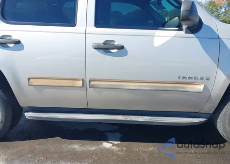 2009 Chevrolet Tahoe Ls из США, поврежденный, VIN 1GNFC13C39R271714